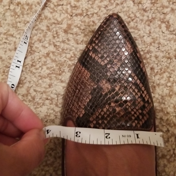 Shoes - Picture 4 of 4